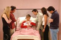 Кадры из телесериала 'Друзья' (Friends). На фото -