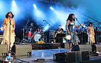 GREAT TEW, OXFORD, ENGLAND - Martha Reeves at the 