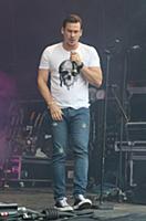GREAT TEW, OXFORD, ENGLAND - Lee Ryan of Blue at t