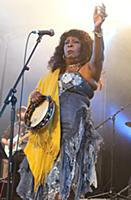 GREAT TEW, OXFORD, ENGLAND - Martha Reeves at the 