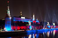 Иллюминация Кремля накануне празднования 65-й годо