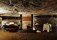 NATIONAL PICTURES

Spooky sightseers can spend H