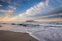 Sunrise over the Table Bay,looking toward Table Mo