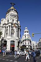 Spain, Madrid, Busy traffic on Alcala Grand Via ju