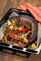 Жерех, запеченный с овощами