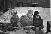 Кадр из фильма: 'Заре навстречу'. На фото: Яковлев
