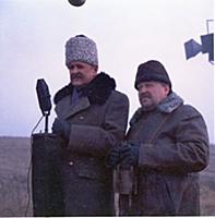 Кадр из фильма: 'Дети чугунных богов'. На фото: Як