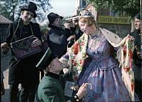 Кадр из фильма «Женитьба Бальзаминова». На фото: Л