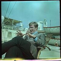 Кадр из фильма «Бриллиантовая рука», (1968).