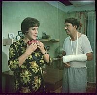 Кадр из фильма «Бриллиантовая рука», (1968).