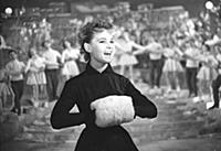 Кадр из фильма: 'Карнавальная ночь', (1956).
