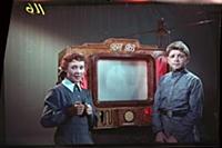 Кадр из фильма «Весенние голоса», (1955).