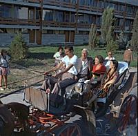 Кадр из фильма «Семья Ивановых», (1975).