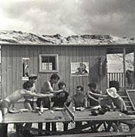 Кадр из фильма «На завтрашней улице», (1965). На ф