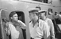 Кадр из фильма «Увольнение на берег», (1962). На ф