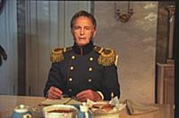 Кадр из фильма «Незримый путешественник», (1998). 