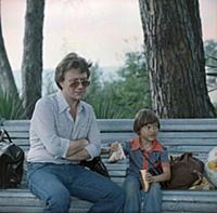 Кадр из фильма «Будьте моим мужем», (1981). На фот