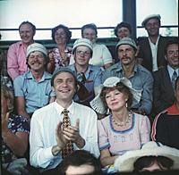 Кадр из фильма «Любовь и голуби», (1984). На фото: