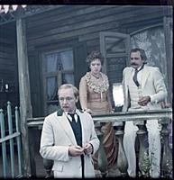 Кадры из фильма «Жестокий романс», (1984)