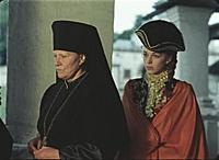 Кадр из кинофильма «Гардемарины». На фото: Римма М