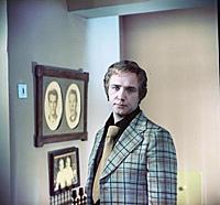 Кадр из фильма «Ты - мне, я - тебе», (1976). На фо