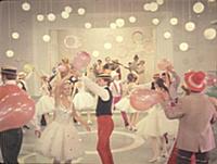 Кадр из фильма: 'Эта веселая планета', (1973).