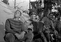 Кадр из фильма «Хозяин тайги», (1968). На фото: Вл
