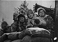 Кадр из фильма «В шесть часов вечера после войны»,