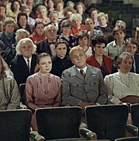 Кадр из фильма «Где находится нофелет», (1987). На