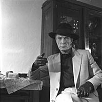 Кадр из фильма: «Акция», (1987). На фото: Олег Стр
