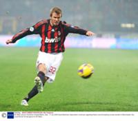 Матч между 'AC Milan' и 'Fiorentina' в Италии