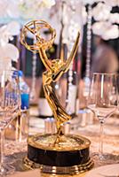 Подготовка к балу Emmy Awards