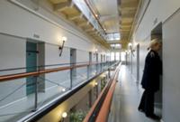 В бывшей старой тюрьме Стокгольма на острове 'Lang