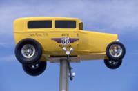 США. В окрестностях Route 66 - легендарного шоссе,