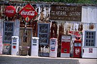 США. В окрестностях Route 66 - легендарного шоссе,