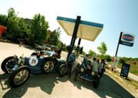 Легендарная Mille Miglia - гонка '1000 миль'. На з