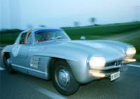 Легендарная Mille Miglia - гонка '1000 миль'. На т