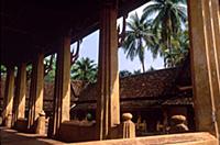 Лаос, 2004. На фото - храм Ват Сисакет (Wat Si Sak