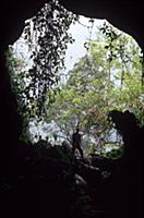 Лаос, 2004. На фото - пещера Тхам Канг (Tham Kang 