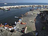 Italy / Campania / Naples / 2015 / Local bathers b