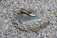 GERMANY / Lower Saxony / Polle / Shoe of Cinderell