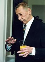 Олег Ефремов.