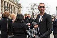 Стритстайл перед показом Chanel. Неделя моды в Пар