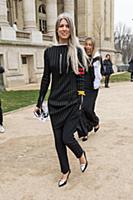 Стритстайл перед показом Chanel. Неделя моды в Пар