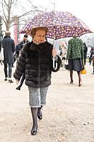 Стритстайл перед показом Chanel. Неделя моды в Пар