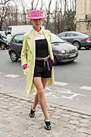 Стритстайл перед показом Chanel. Неделя моды в Пар