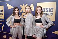 Группа «Cosmos Girls», Анна Музафарова, Саша Гинер