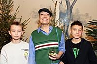 Евгения Ахременко с детьми. Премьера фильма «Елки-
