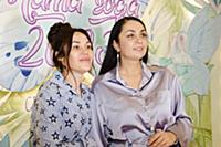 Оксана Романенко, Карина Мартиросян. Премия журнал