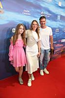 Анна Роскошная с дочкой. Премьера фильма «Баба Яга